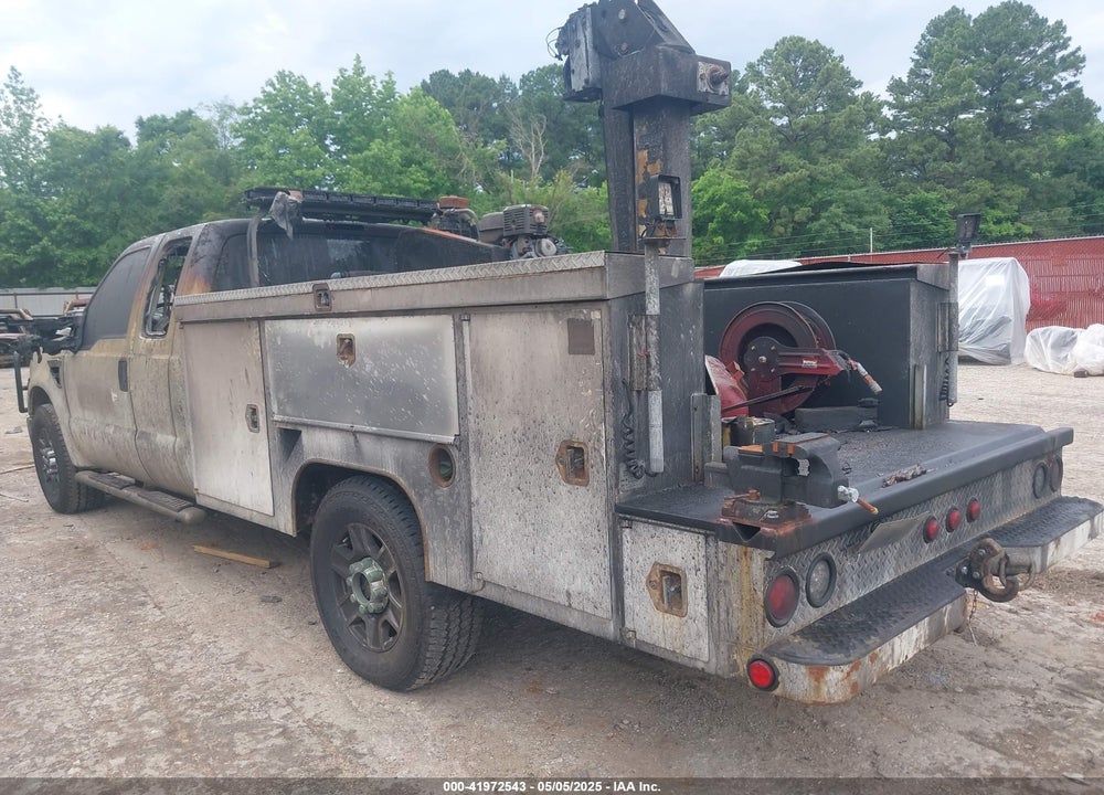 2008 FORD F-350 CHASSIS LARIAT/XL/XLT VIN: 1FDWX34R58ED52405