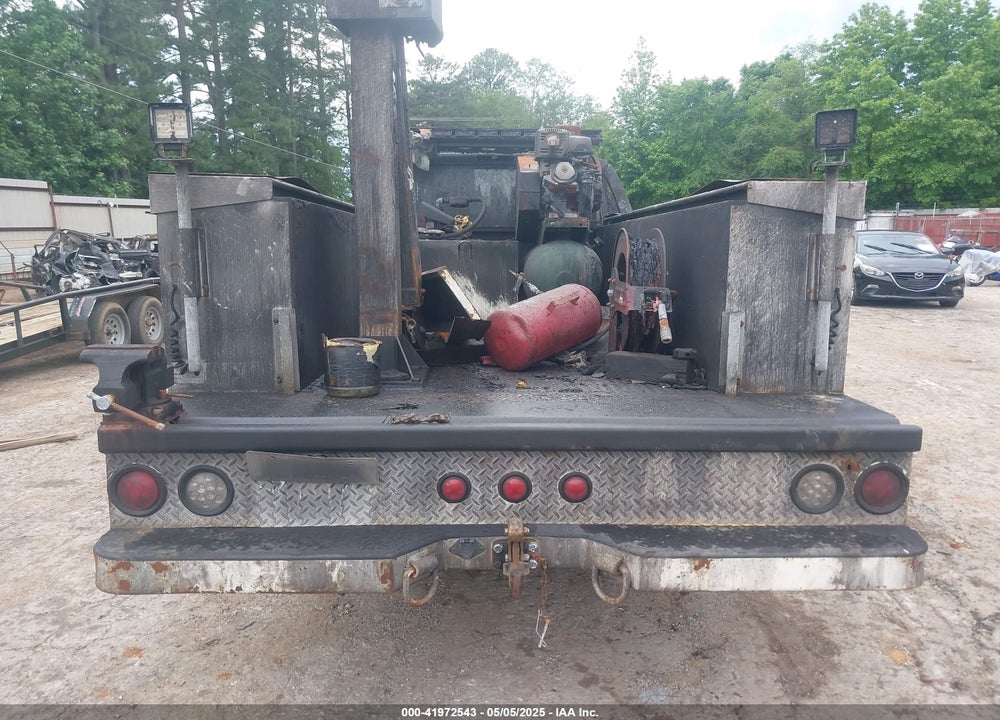 2008 FORD F-350 CHASSIS LARIAT/XL/XLT VIN: 1FDWX34R58ED52405