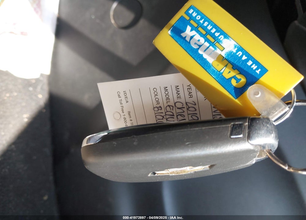 2019 CHEVROLET EQUINOX VIN: 2GNAXUEV2K6189571