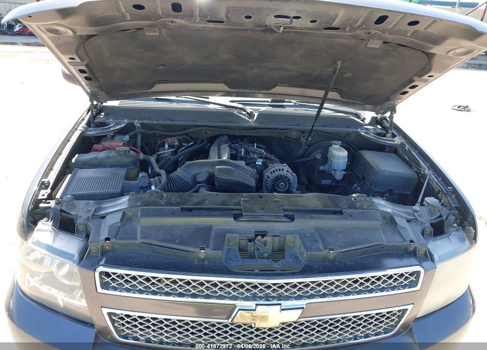 2010 CHEVROLET TAHOE LTZ VIN: 1GNUCCE04AR106586