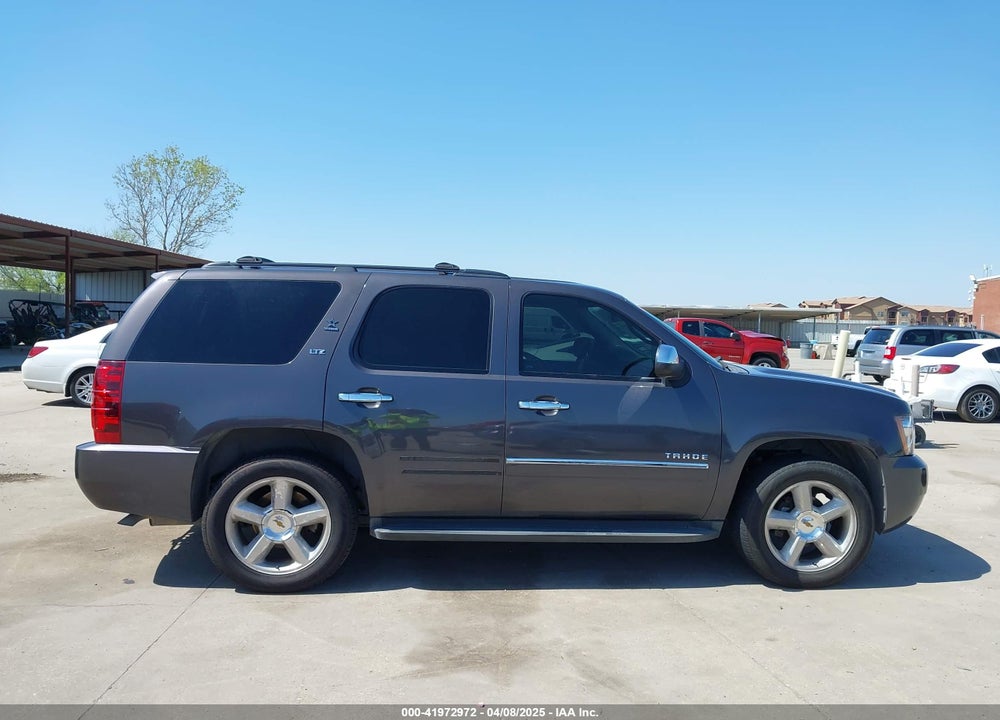 2010 CHEVROLET TAHOE LTZ VIN: 1GNUCCE04AR106586