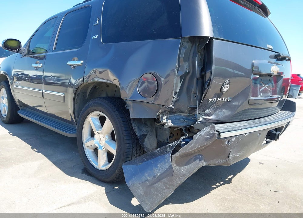 2010 CHEVROLET TAHOE LTZ VIN: 1GNUCCE04AR106586