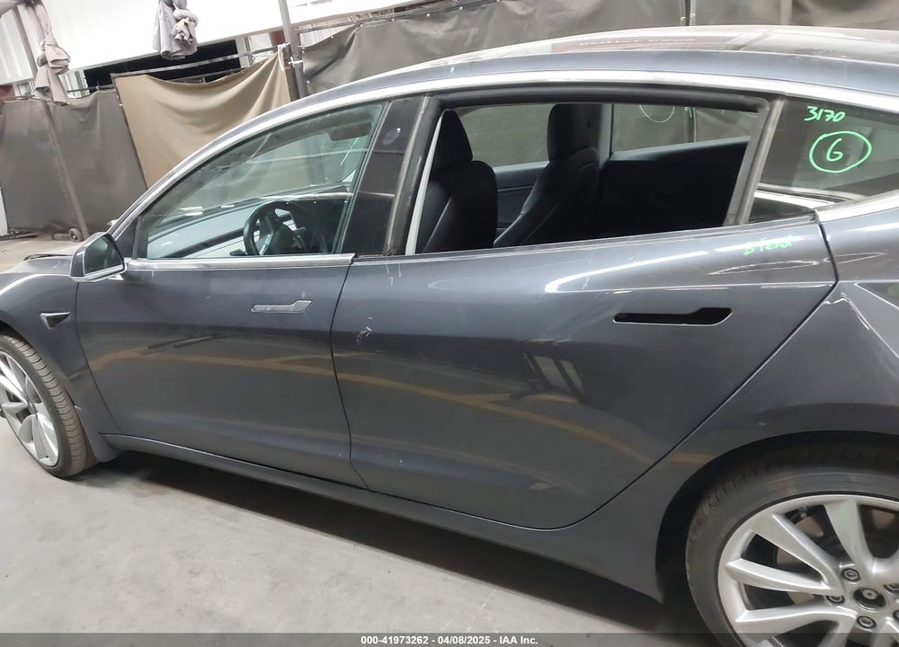 2018 TESLA MODEL 3 VIN: 5YJ3E1EA9JF024211
