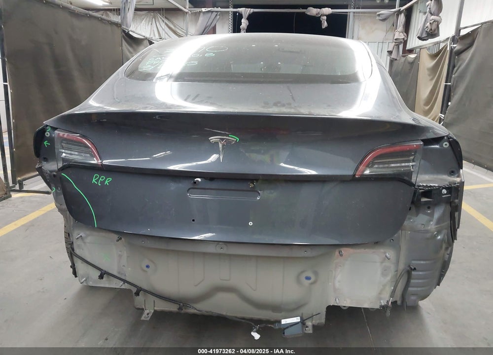 2018 TESLA MODEL 3 VIN: 5YJ3E1EA9JF024211