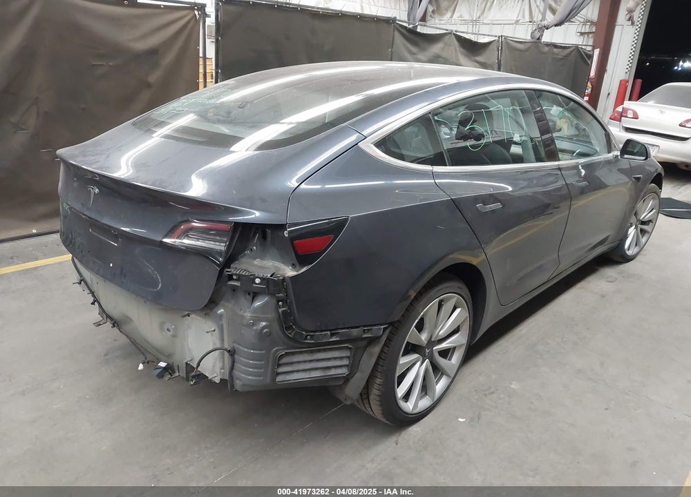 2018 TESLA MODEL 3 VIN: 5YJ3E1EA9JF024211