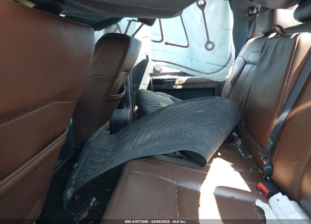 2013 FORD F-350 LARIAT VIN: 1FT8W3BT5DEB70213