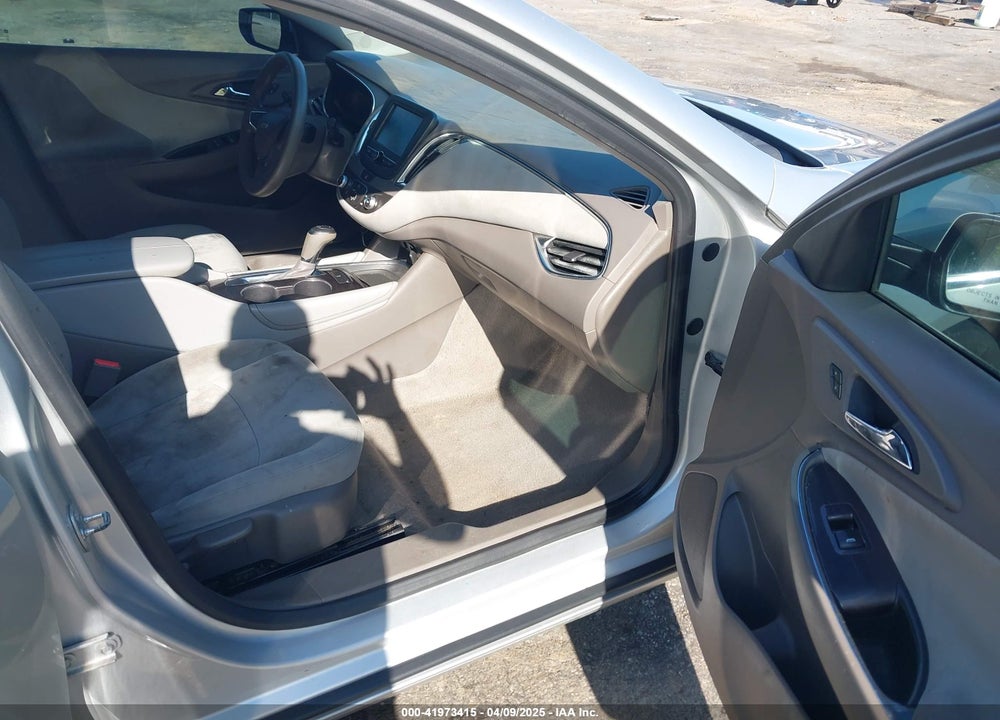 2017 CHEVROLET MALIBU 1LT VIN: 1G1ZE5ST5HF226372