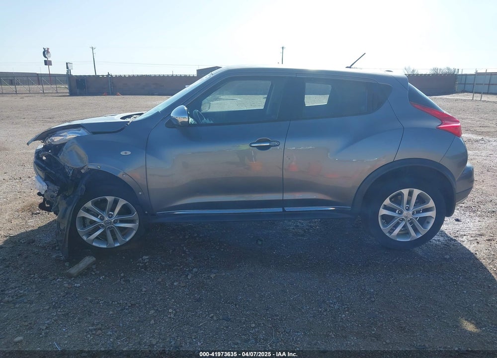 2014 NISSAN JUKE S VIN: JN8AF5MR6ET454515