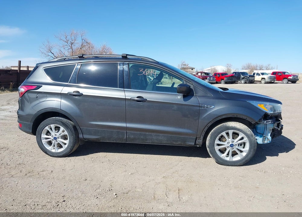 2018 FORD ESCAPE SE VIN: 1FMCU9GDXJUA64521