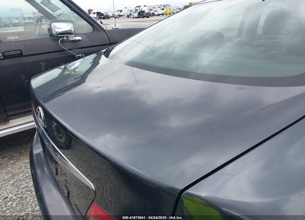 2010 LEXUS ES 350 VIN: JTHBK1EG0A2374238