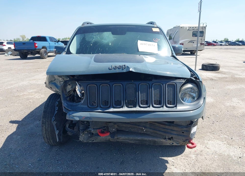 2016 JEEP RENEGADE VIN: ZACCJBCT2GPD30027