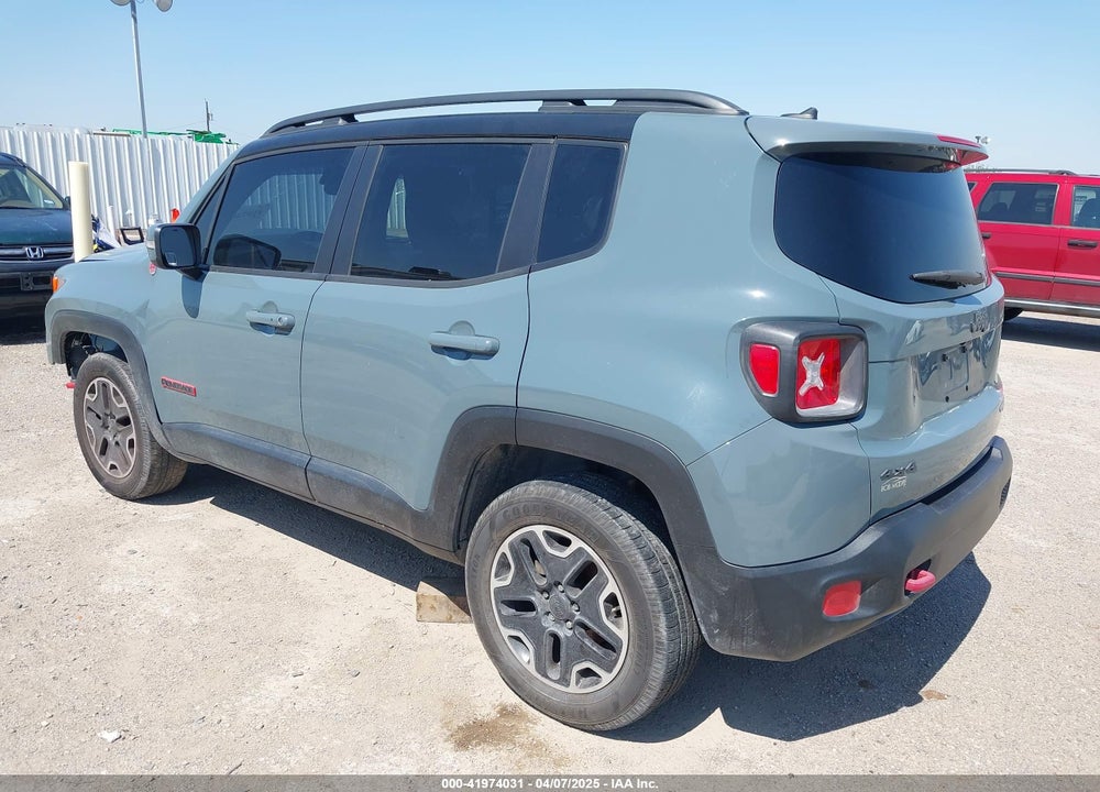 2016 JEEP RENEGADE VIN: ZACCJBCT2GPD30027
