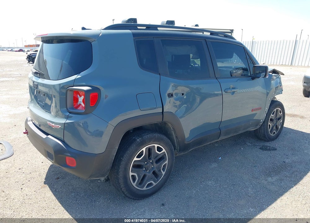 2016 JEEP RENEGADE VIN: ZACCJBCT2GPD30027