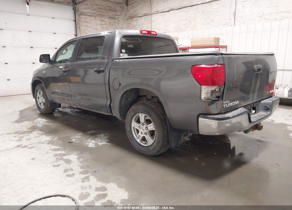 2011 TOYOTA TUNDRA GRADE 5.7L V8 VIN: 5TFDY5F15BX165995