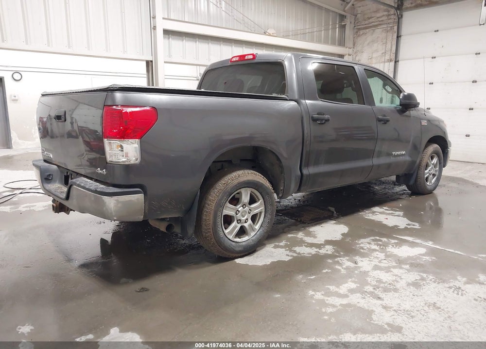 2011 TOYOTA TUNDRA GRADE 5.7L V8 VIN: 5TFDY5F15BX165995