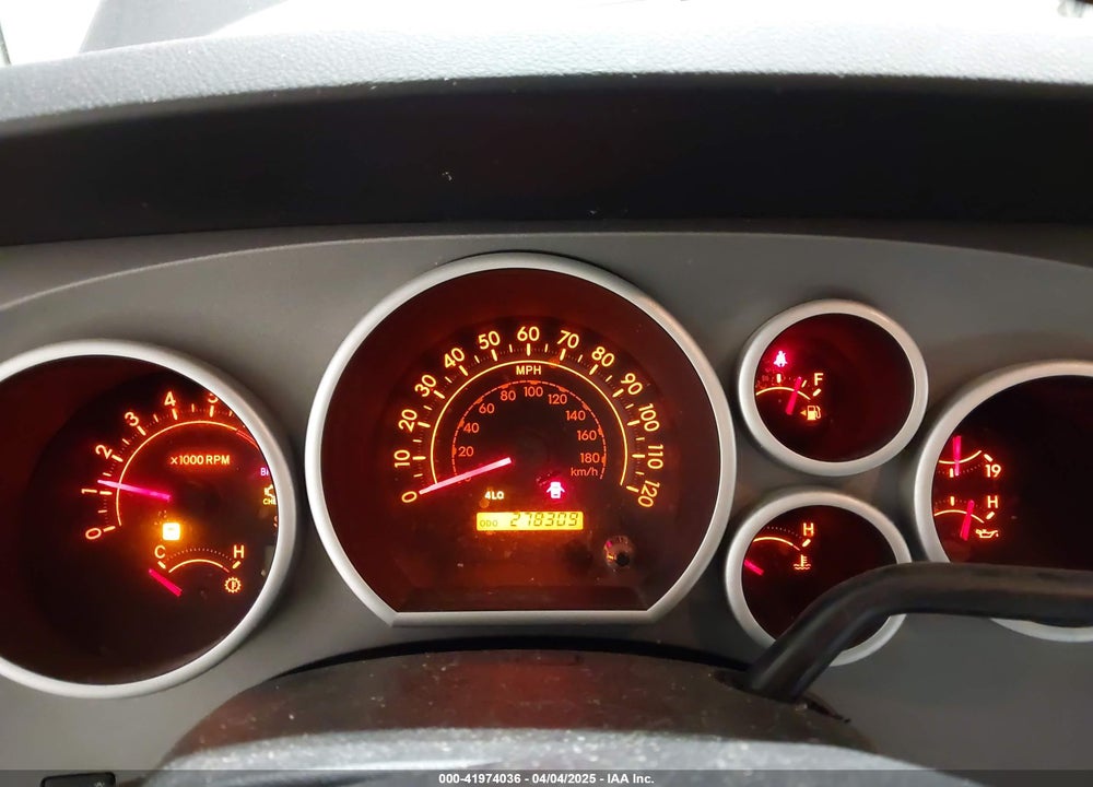 2011 TOYOTA TUNDRA GRADE 5.7L V8 VIN: 5TFDY5F15BX165995