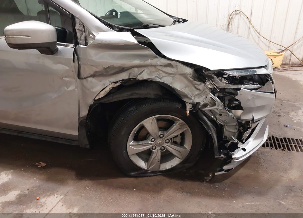 2019 HONDA ODYSSEY EX-L VIN: 5FNRL6H77KB123527