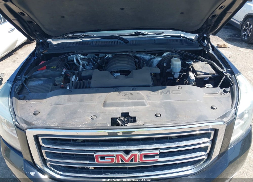 2015 GMC YUKON XL 1500 VIN: 1GKS2HKC0FR513119