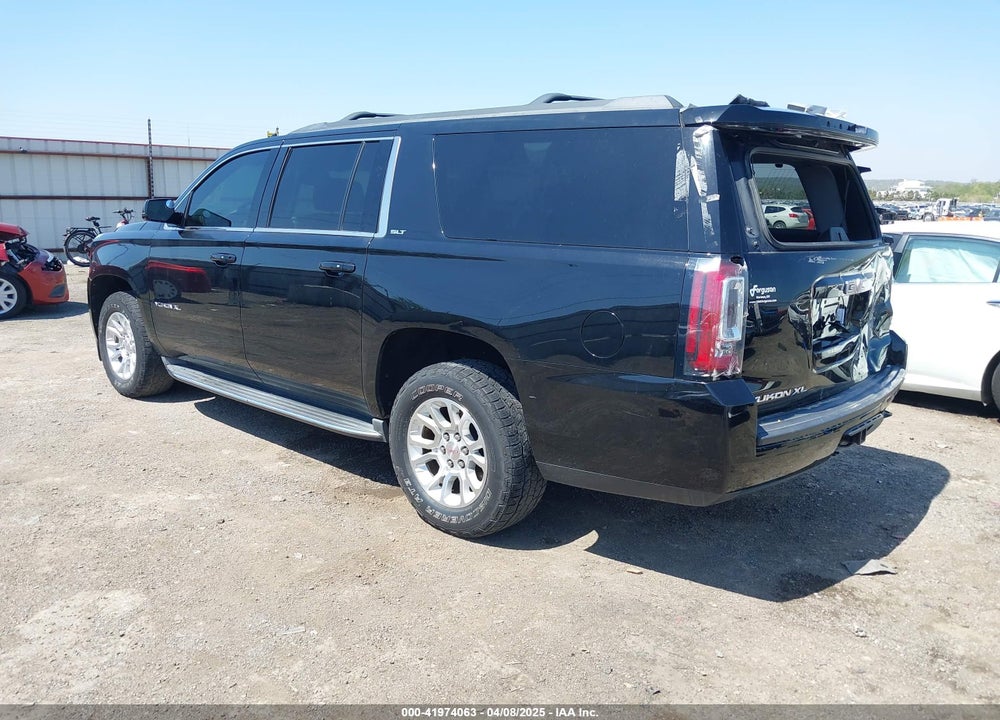 2015 GMC YUKON XL 1500 VIN: 1GKS2HKC0FR513119