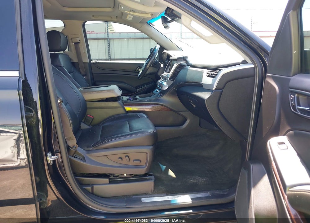 2015 GMC YUKON XL 1500 VIN: 1GKS2HKC0FR513119