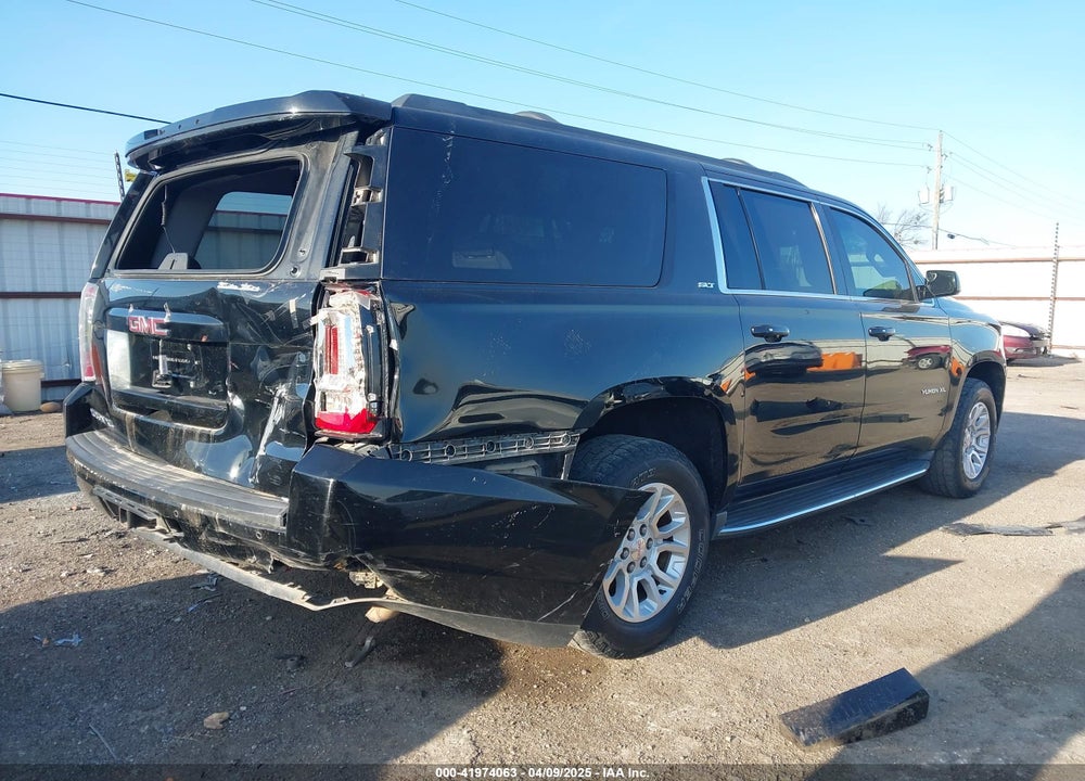 2015 GMC YUKON XL 1500 VIN: 1GKS2HKC0FR513119