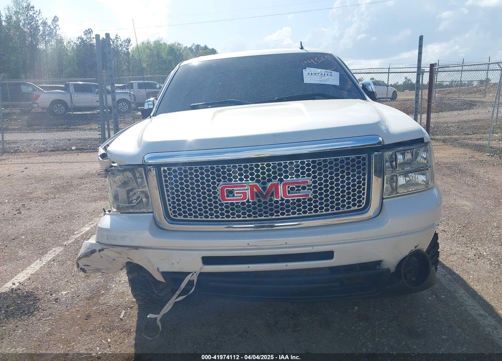 2010 GMC SIERRA 1500 DENALI VIN: 3GTRKXE26AG222270