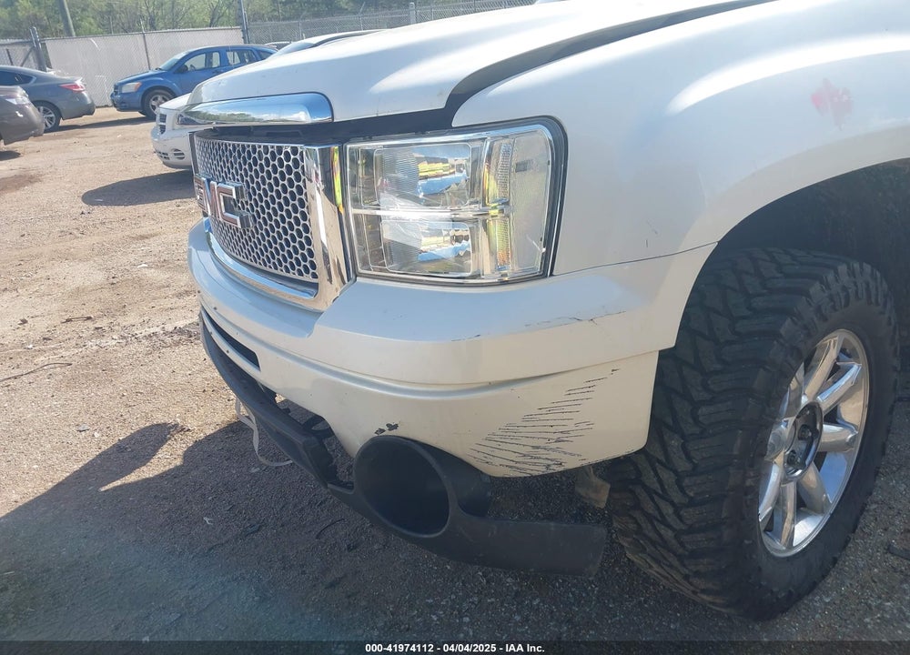 2010 GMC SIERRA 1500 DENALI VIN: 3GTRKXE26AG222270