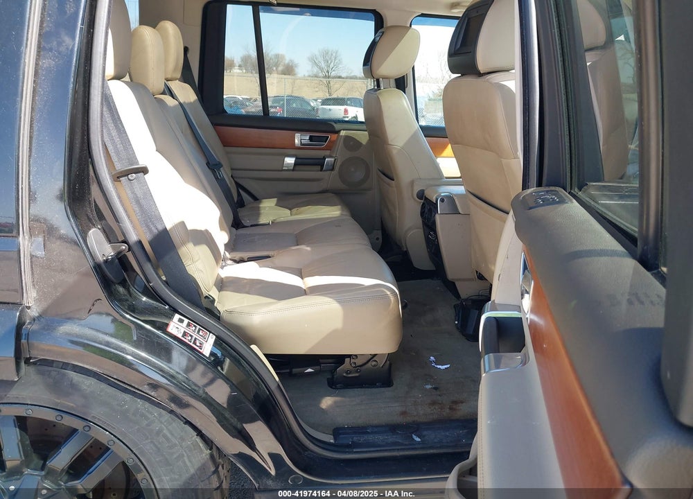 2011 LAND ROVER LR4 VIN: SALAK2D48BA560328