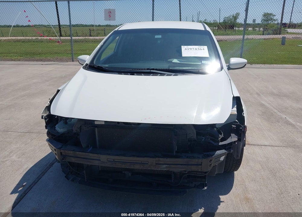 2017 KIA FORTE VIN: 3KPFK4A79HE074379