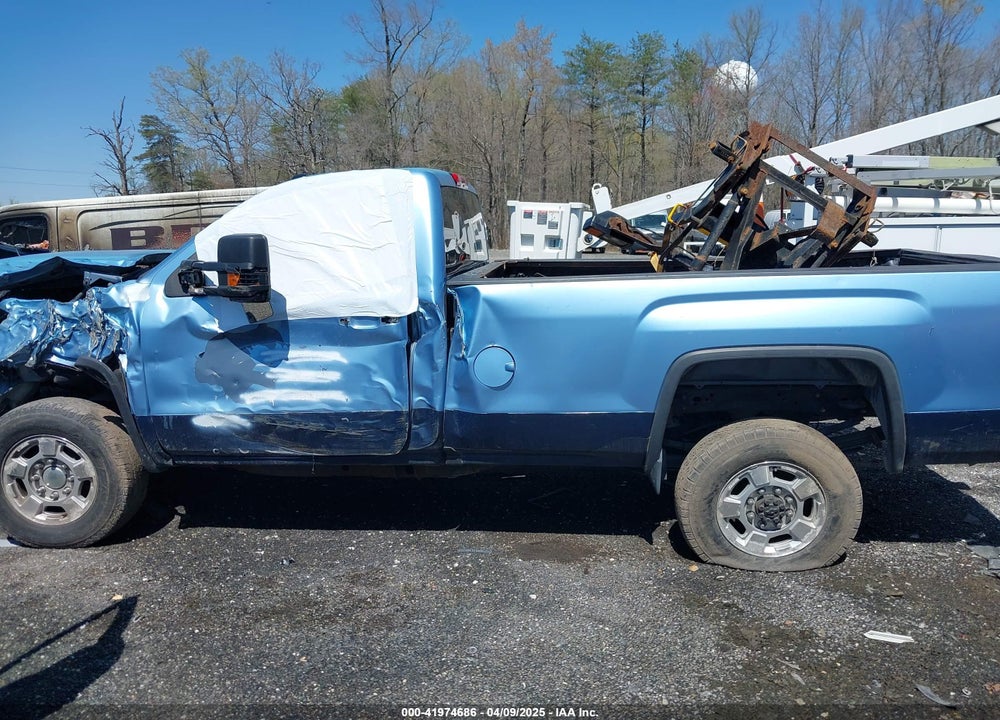 2016 GMC SIERRA 3500HD VIN: 1GT02VEG3GZ290124