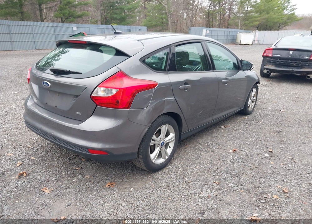 2014 FORD FOCUS SE VIN: 1FADP3K2XEL121210