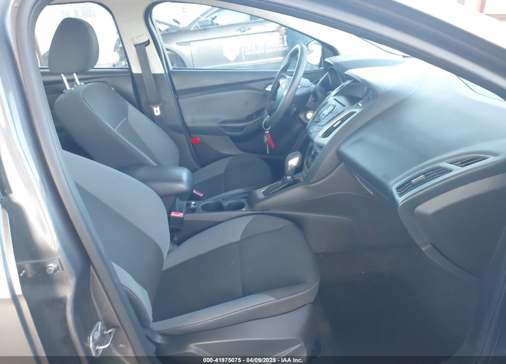 2013 FORD FOCUS VIN: 1FADP3F21DL132248