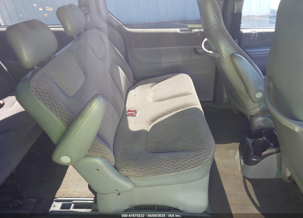 2000 DODGE GRAND CARAVAN SPORT VIN: 1B4GT44L9YB594814