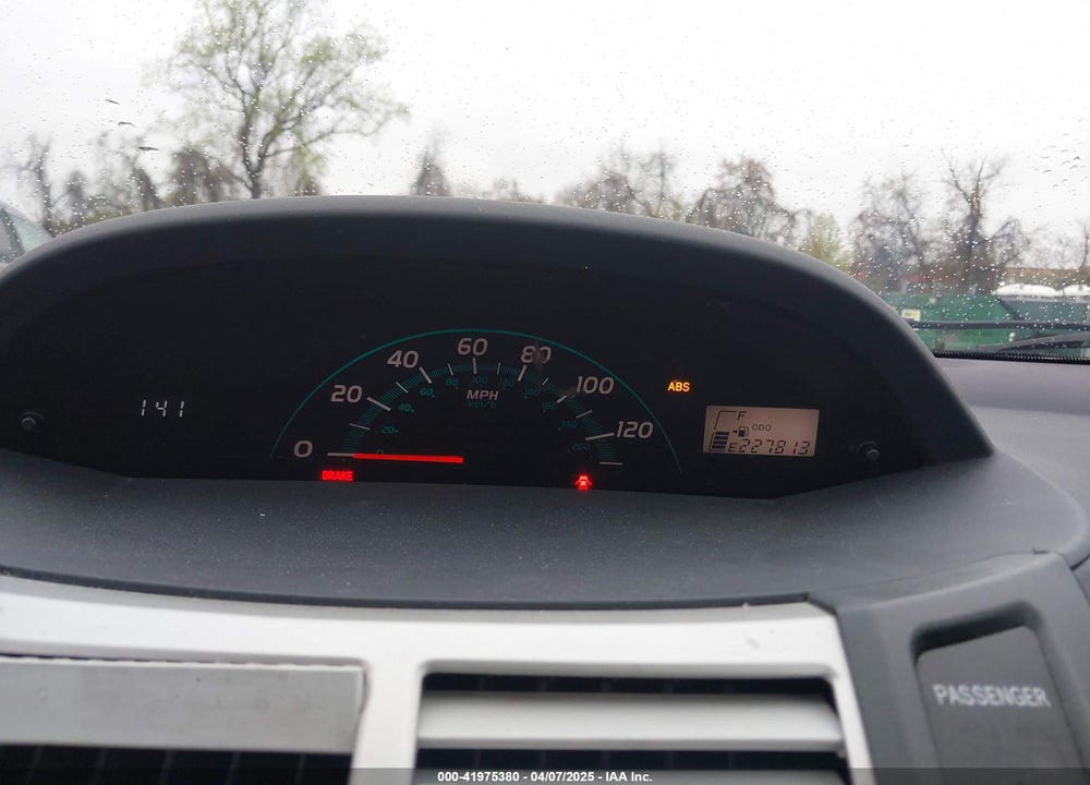 2007 TOYOTA YARIS VIN: JTDJT903875063547