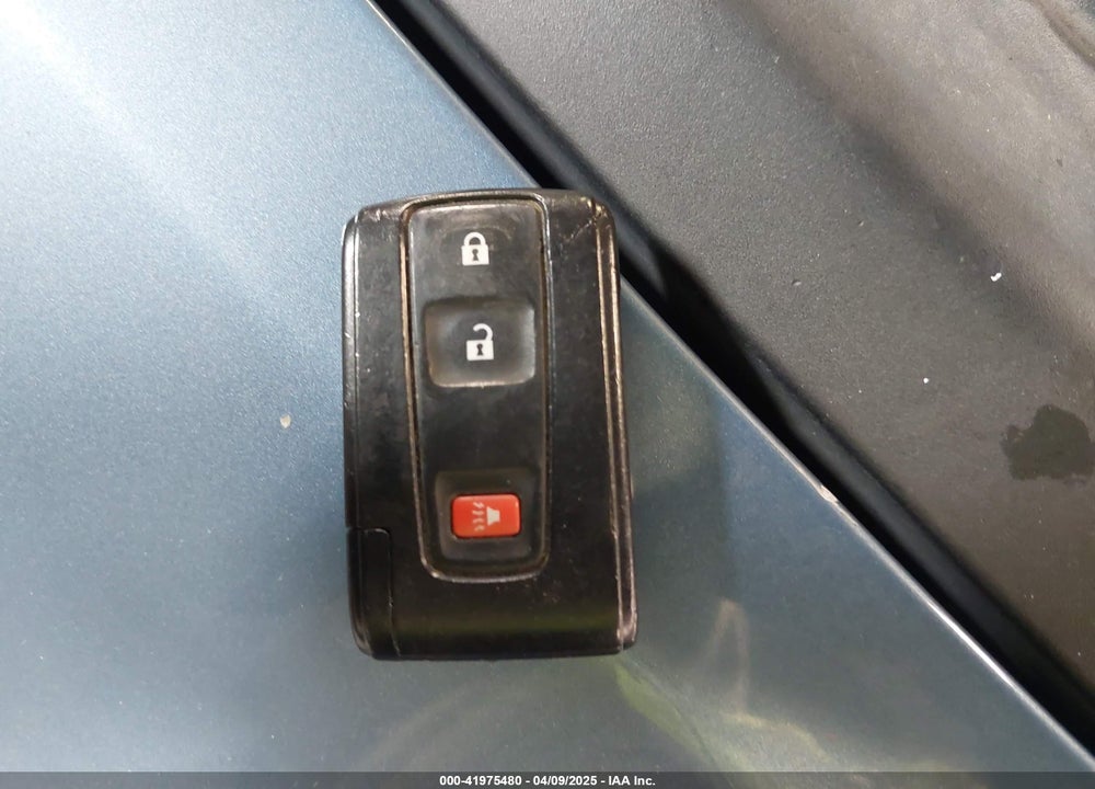 2004 TOYOTA PRIUS VIN: JTDKB20U740088956