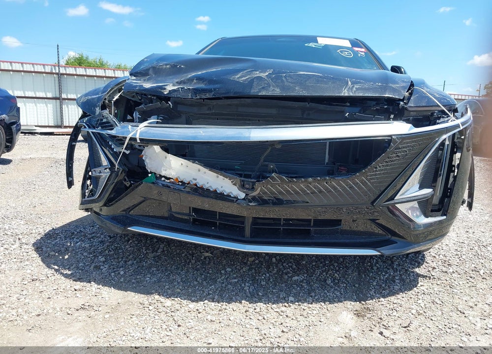 2024 CADILLAC LYRIQ LUXURY W/1SC VIN: 1GYKPPRK9RZ101820