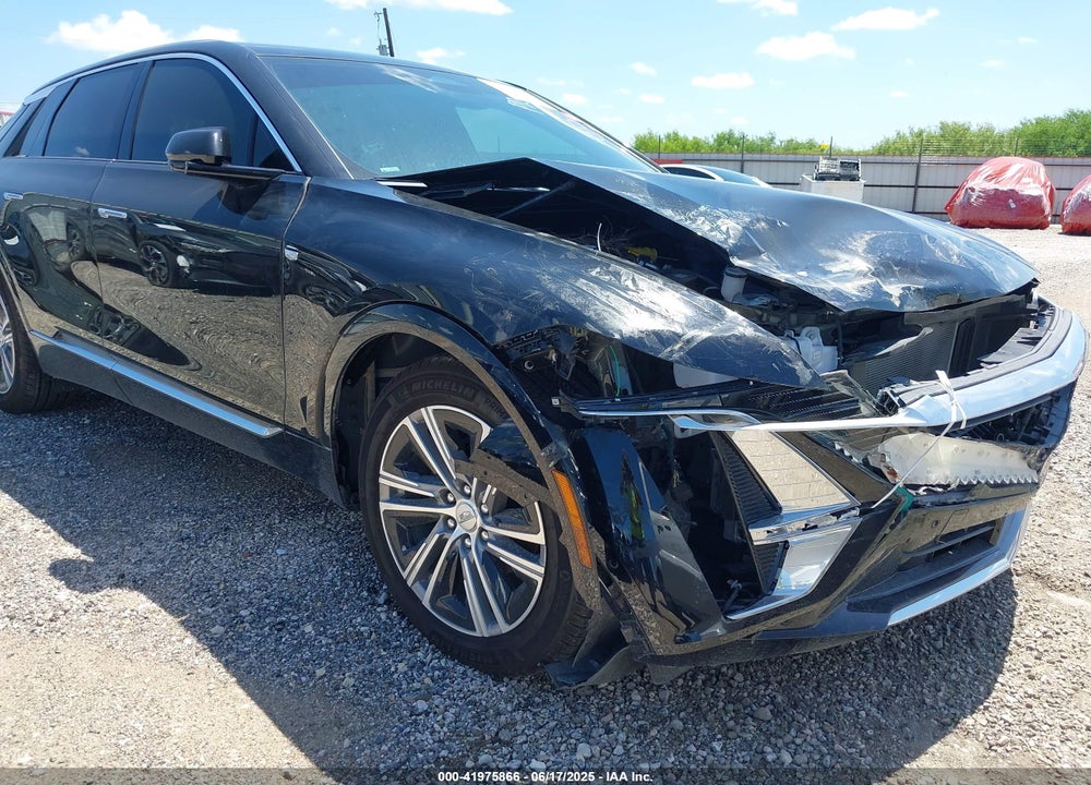 2024 CADILLAC LYRIQ LUXURY W/1SC VIN: 1GYKPPRK9RZ101820
