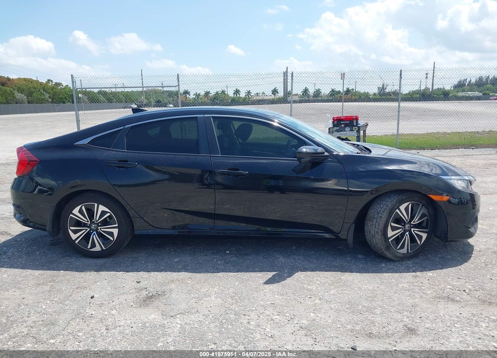 2018 HONDA CIVIC EX-L VIN: JHMFC1F7XJX004754