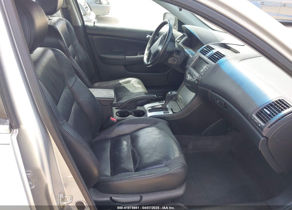 2006 HONDA ACCORD VIN: 1HGCM56706A160449