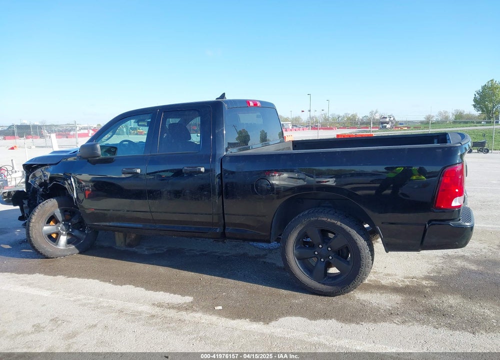 2019 RAM 1500 CLASSIC VIN: 1C6RR7FG1KS653364