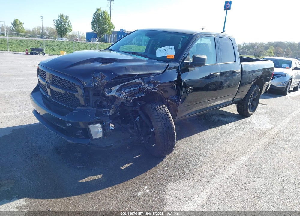 2019 RAM 1500 CLASSIC VIN: 1C6RR7FG1KS653364