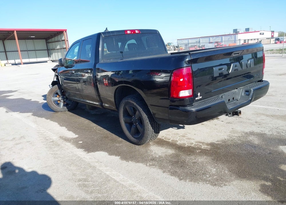 2019 RAM 1500 CLASSIC VIN: 1C6RR7FG1KS653364