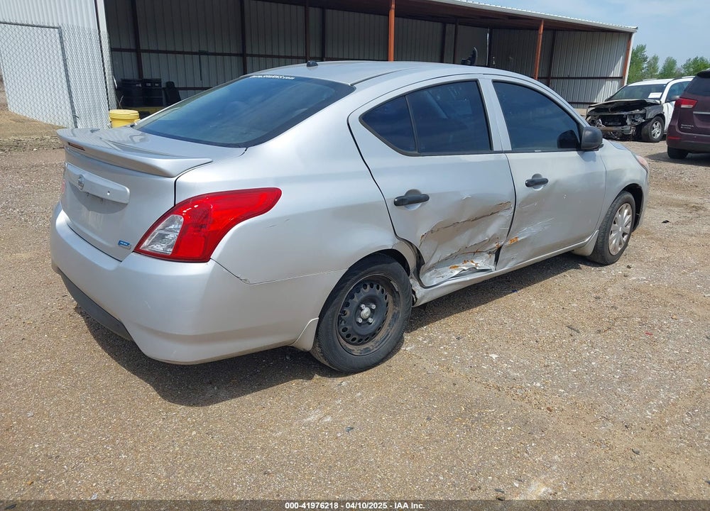 2015 NISSAN VERSA 1.6 S+ VIN: 3N1CN7AP1FL817785