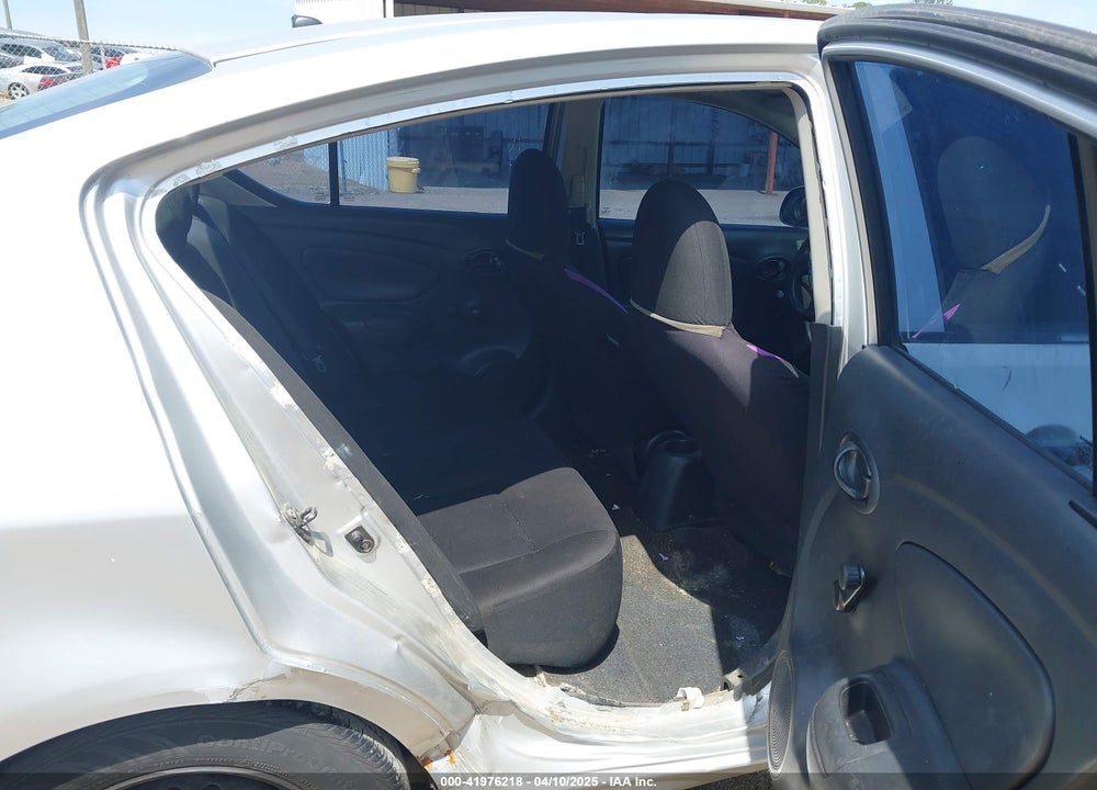 2015 NISSAN VERSA 1.6 S+ VIN: 3N1CN7AP1FL817785
