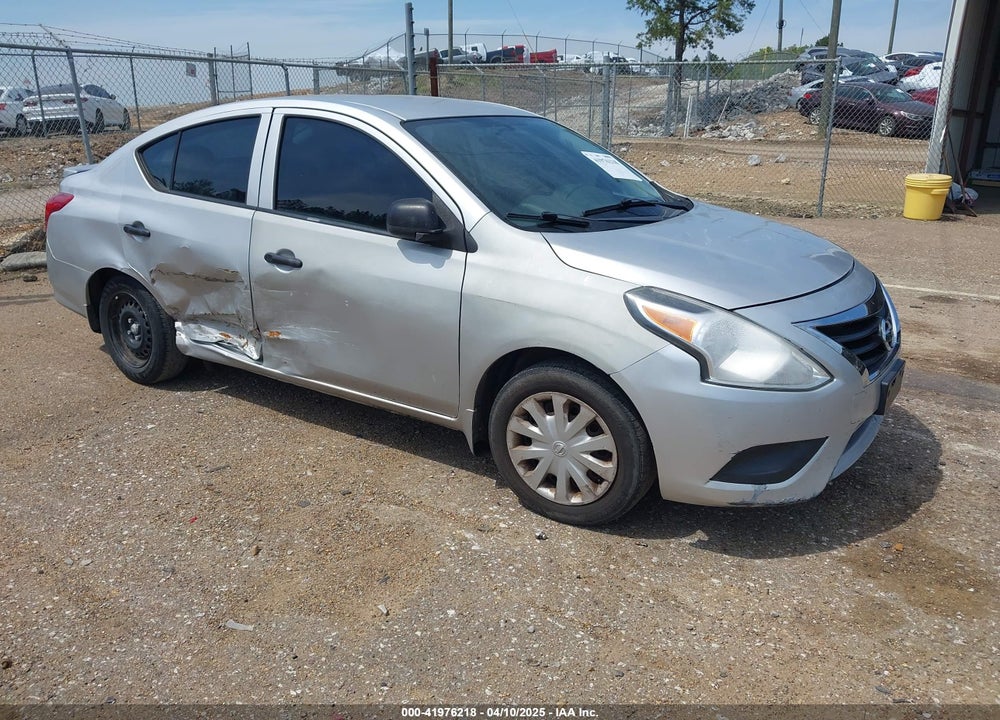2015 NISSAN VERSA 1.6 S+ VIN: 3N1CN7AP1FL817785
