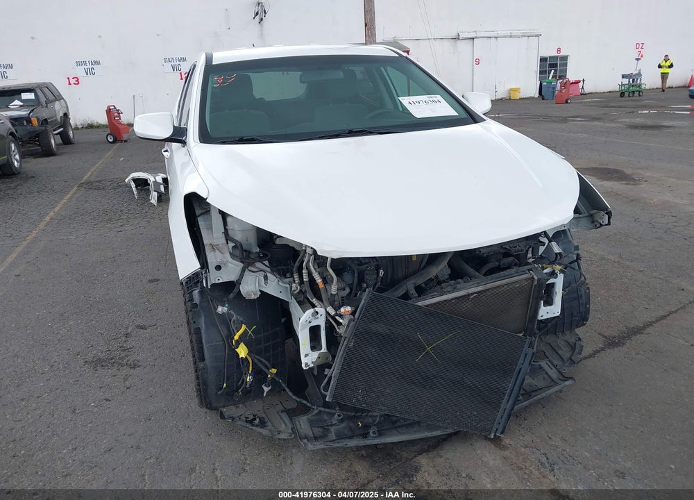 2018 HYUNDAI SANTA FE SPORT 2.4L VIN: 5XYZT3LB8JG568490