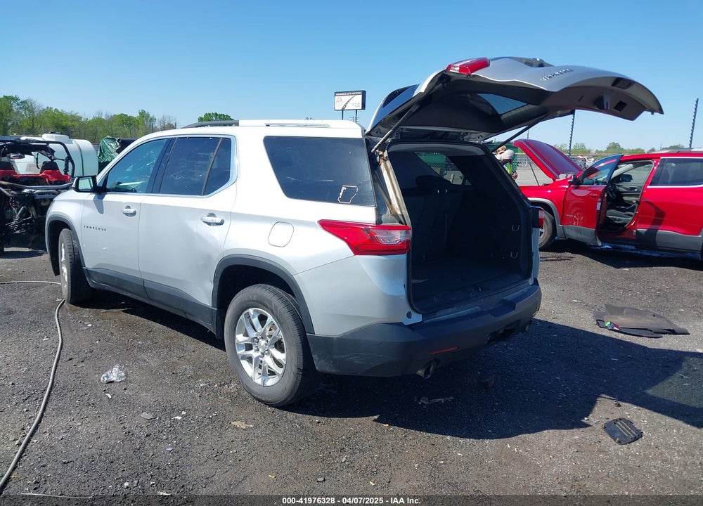 2018 CHEVROLET TRAVERSE 1LT VIN: 1GNERGKW5JJ188930