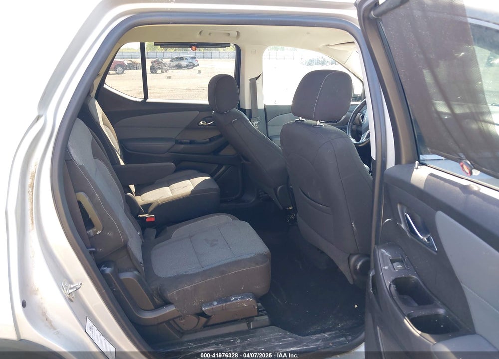 2018 CHEVROLET TRAVERSE 1LT VIN: 1GNERGKW5JJ188930