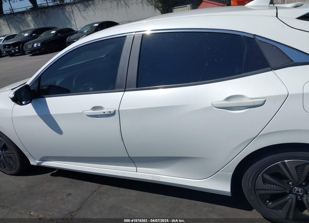 2017 HONDA CIVIC EX VIN: SHHFK7H55HU427148