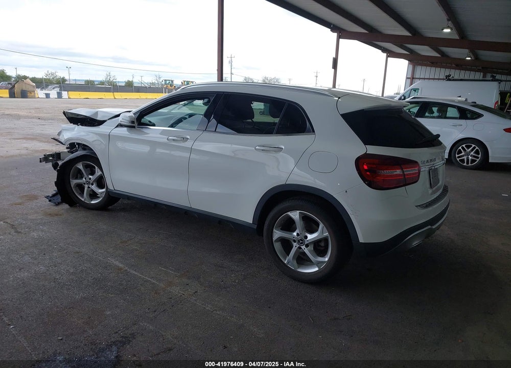 2020 MERCEDES-BENZ GLA 250 4MATIC VIN: W1NTG4GB0LU030774